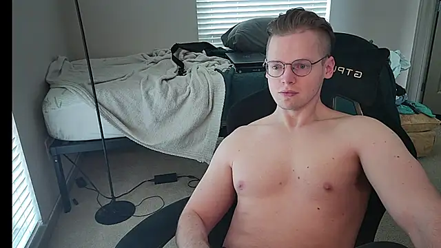 Snapshot of doloresman chatting on 03-10-26, 07:41 doloresman online show from 03-10-26, 07:41