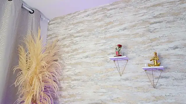 Snapshot of Lea_Foster chatting on 03-11-25, 09:15 Lea Foster online show from 03-11-25, 09:15