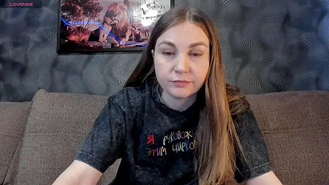 Snapshot of CassieMils chatting on 02-22-25, 08:18 CassieMils online show from 02-22-25, 08:18