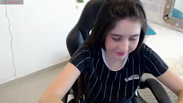 Snapshot of tania_sweet__ chatting on 02-01-25, 04:11 tania sweet online show from 02-01-25, 04:11