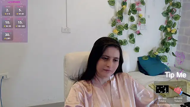 Snapshot of tania_sweet__ chatting on 12-20-25, 08:49 tania sweet online show from 12-20-25, 08:49