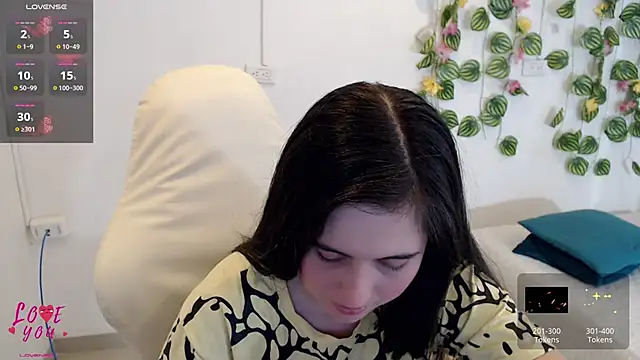 Snapshot of tania_sweet__ chatting on 02-10-26, 06:56 tania sweet online show from 02-10-26, 06:56