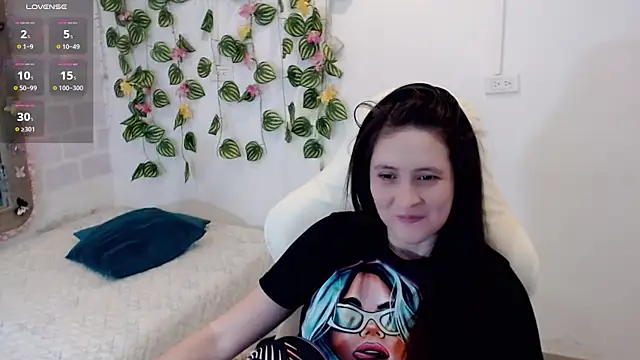 Snapshot of tania_sweet__ chatting on 03-19-26, 07:18 tania sweet online show from 03-19-26, 07:18