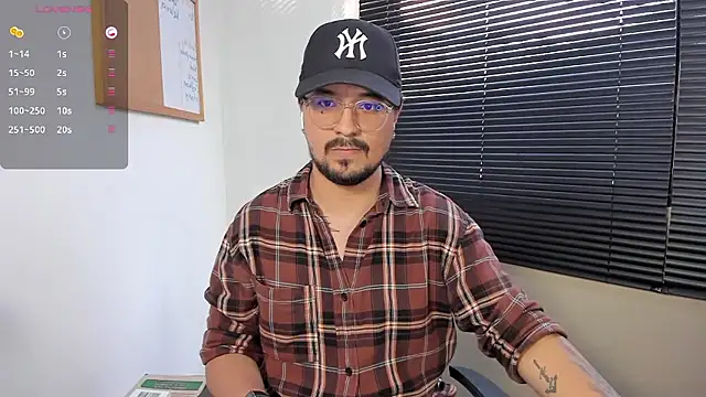 DaviidEvans  online show from 12-07-24, 09:55