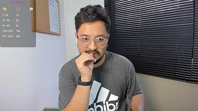 DaviidEvans  online show from 12-17-24, 10:22