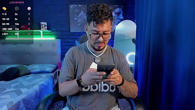DaviidEvans  online show from 07-02-26, 12:10