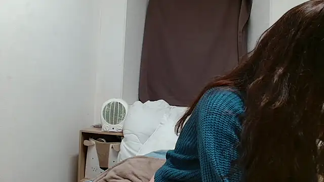 desirmiss1 online show from 12-16-25, 07:57