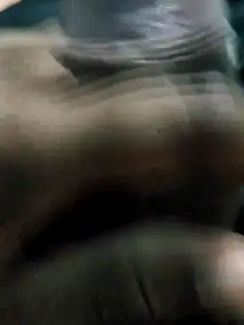 Snapshot of Arthu2r chatting on 12-20-25, 09:00 Arthu2r online show from 12-20-25, 09:00