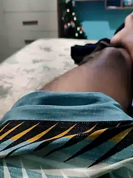 Snapshot of Arthu2r chatting on 01-07-26, 09:06 Arthu2r online show from 01-07-26, 09:06