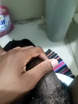 Snapshot of Arthu2r chatting on 02-04-26, 04:24 Arthu2r online show from 02-04-26, 04:24