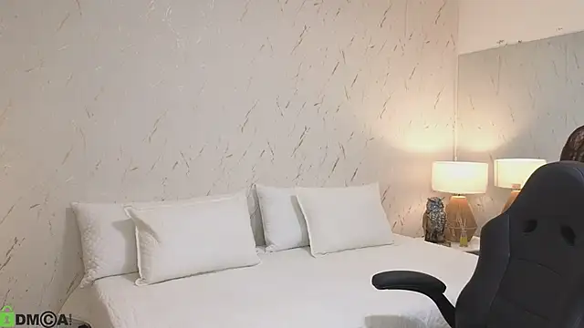 ava blue online show from 01-12-26, 07:41