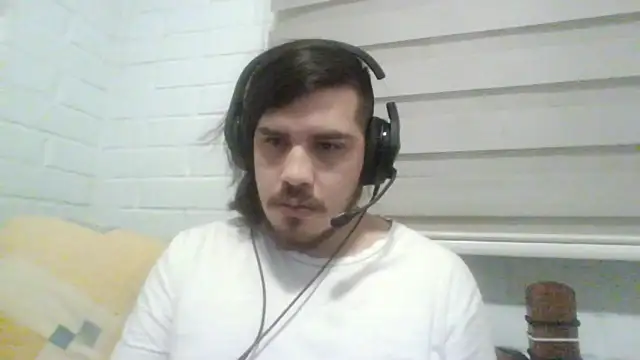 hung weeb online show from 11-03-25, 02:02