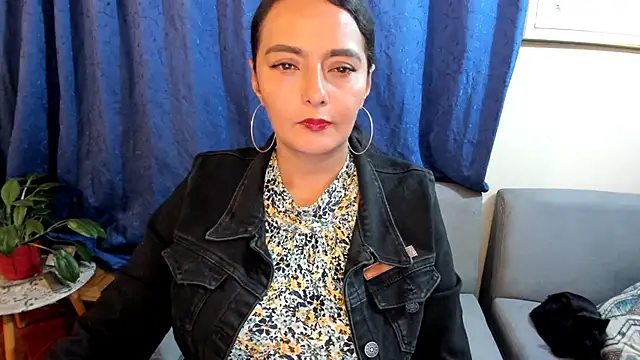 emma luxy online show from 01-25-25, 01:10