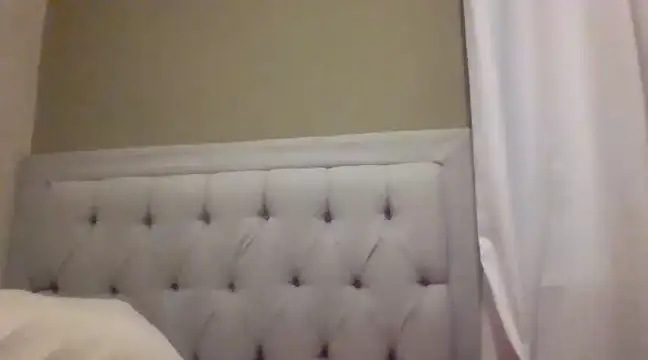 Snapshot of Tomthelong chatting on 01-16-25, 08:22 Tomthelong online show from 01-16-25, 08:22