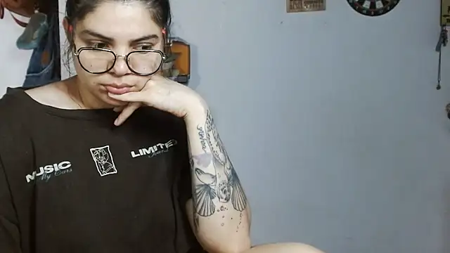 Nikkykora15 online show from 07-19-26, 03:49