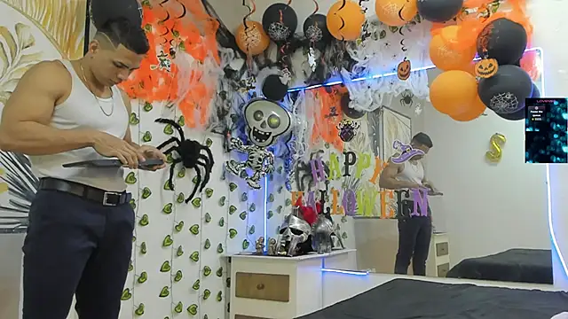 ChoreyTaiylor online show from 10-25-25, 02:13