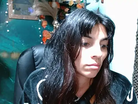 julieth sex1 online show from 10-03-25, 03:58