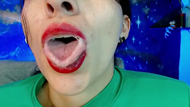 julieth sex1 online show from 07-09-26, 11:14