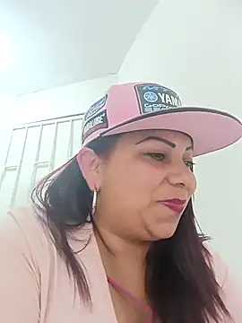 Snapshot of Alyona21 chatting on 02-27-25, 10:42 Alyona21 online show from 02-27-25, 10:42