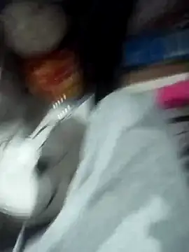 Snapshot of Santosgui14 chatting on 03-20-25, 11:05 Santosgui14 online show from 03-20-25, 11:05