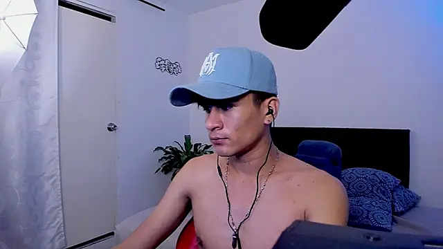 Eiden allenx online show from 02-07-25, 04:06