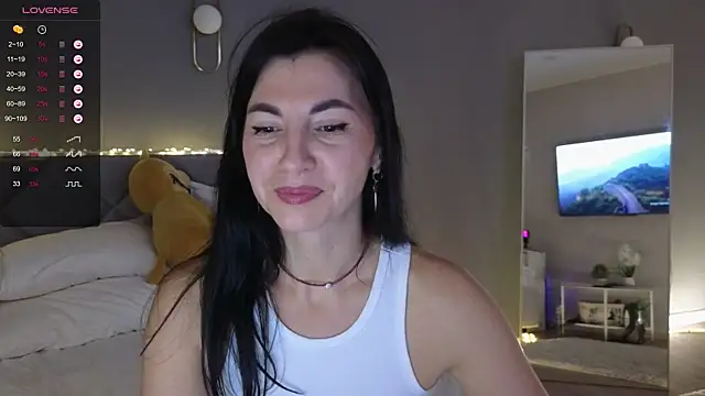 Mary love16 online show from 10-18-25, 01:34