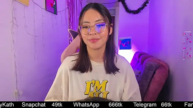 Snapshot of Nasha_abby chatting on 12-11-24, 09:23 Nasha abby online show from 12-11-24, 09:23