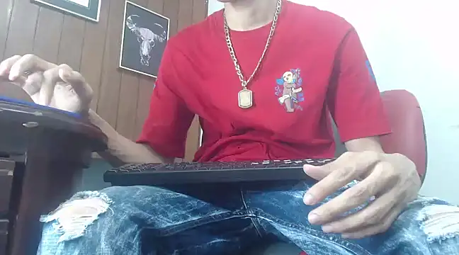 Snapshot of GaboReyes chatting on 12-10-24, 07:32 GaboReyes online show from 12-10-24, 07:32
