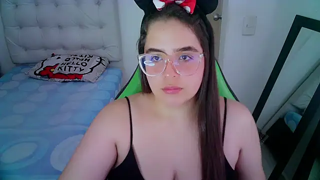  alicia z online show from 12-17-24, 06:09