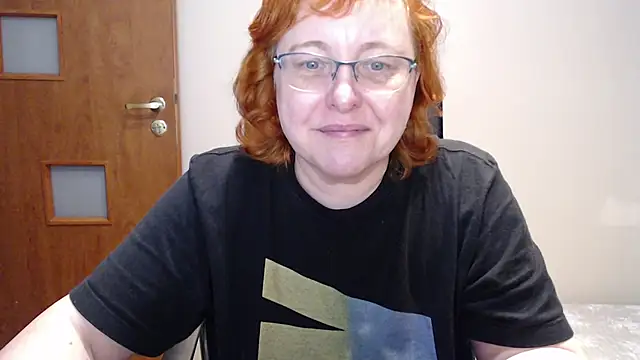 Snapshot of JoannaAndNeighbour chatting on 01-16-25, 08:11 JoannaAndNeighbour online show from 01-16-25, 08:11