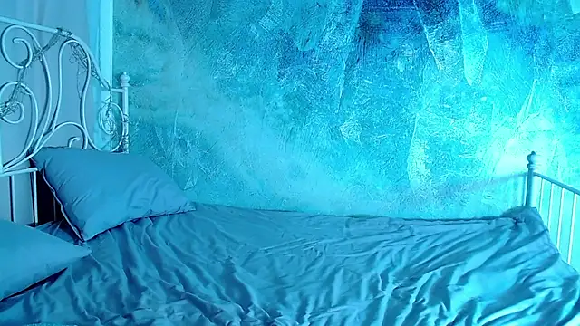 millllina online show from 09-20-25, 02:18