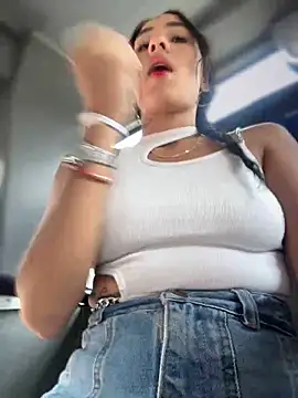   IRIS   online show from 03-07-25, 01:40