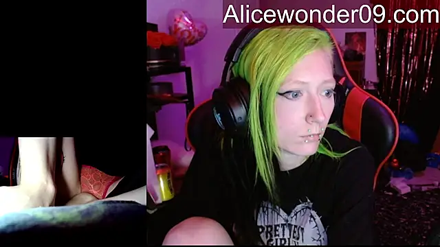 alicewonder09 online show from 03-07-26, 04:31