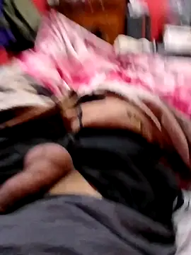 ynose2 online show from 11-08-25, 04:18