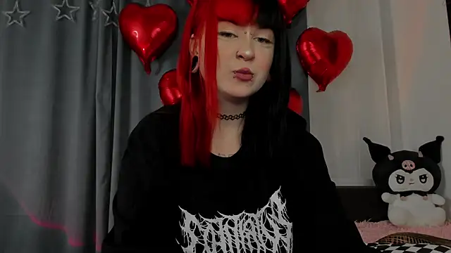 Snapshot of t0riayun0 chatting on 02-15-25, 08:01 t0riayun0 online show from 02-15-25, 08:01