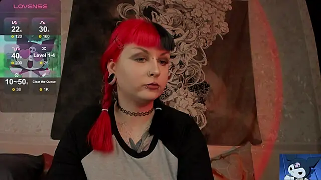 Snapshot of t0riayun0 chatting on 11-22-25, 09:25 t0riayun0 online show from 11-22-25, 09:25