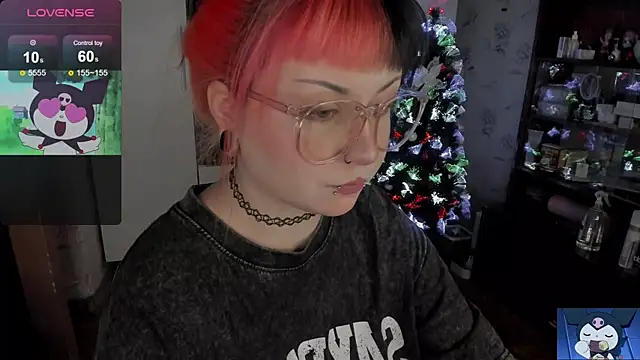 Snapshot of t0riayun0 chatting on 12-21-25, 10:06 t0riayun0 online show from 12-21-25, 10:06