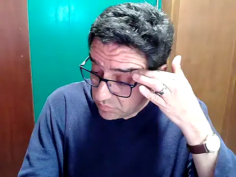 FernandoReuterG online show from 12-02-25, 04:18