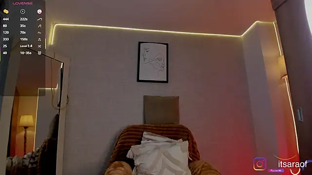 Snapshot of sara_cruz011 chatting on 11-14-25, 09:24 sara cruz011 online show from 11-14-25, 09:24