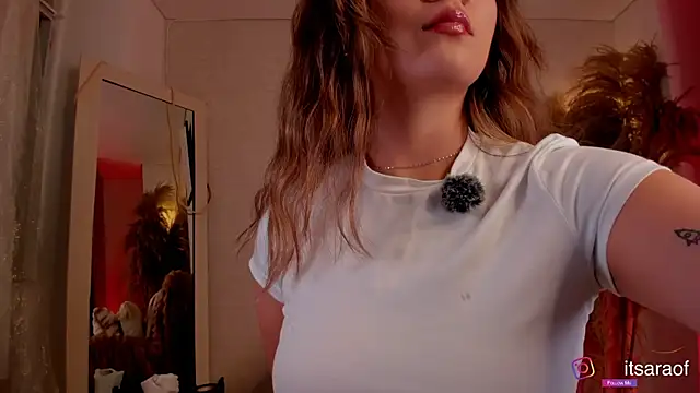 Snapshot of sara_cruz011 chatting on 11-22-25, 10:42 sara cruz011 online show from 11-22-25, 10:42