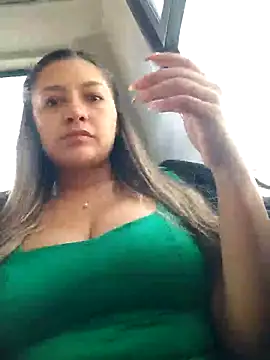 Snapshot of alana_69 chatting on 06-03-26, 03:50 alana 69 online show from 06-03-26, 03:50