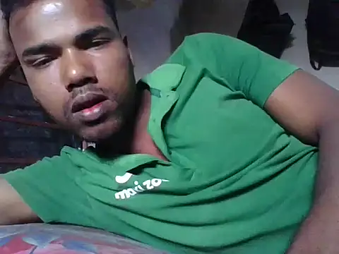 Snapshot of chittagong77 chatting on 01-08-26, 08:27 chittagong77 online show from 01-08-26, 08:27