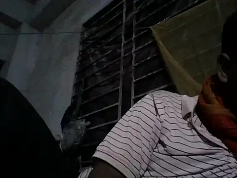 Snapshot of chittagong77 chatting on 01-10-26, 04:09 chittagong77 online show from 01-10-26, 04:09