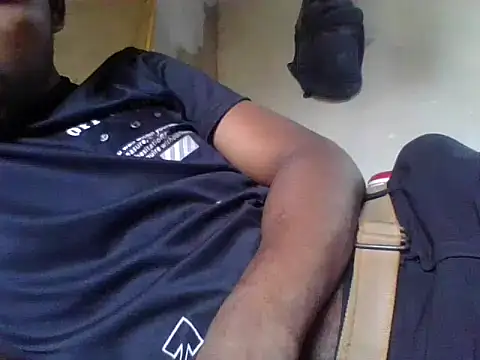 Snapshot of chittagong77 chatting on 02-08-26, 07:01 chittagong77 online show from 02-08-26, 07:01