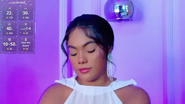 Snapshot of Sara_Boom chatting on 01-17-26, 03:06 Sara Boom online show from 01-17-26, 03:06