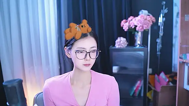 Ocean--Lili online show from 03-15-25, 02:34