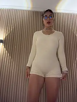 Sarasanders 4 online show from 02-24-26, 02:09