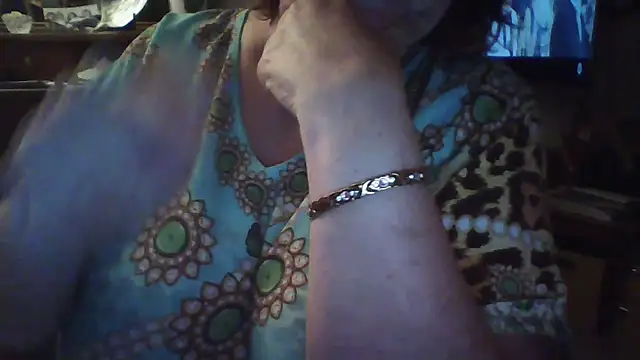 Snapshot of sheerazade chatting on 08-04-26, 08:00 sheerazade online show from 08-04-26, 08:00