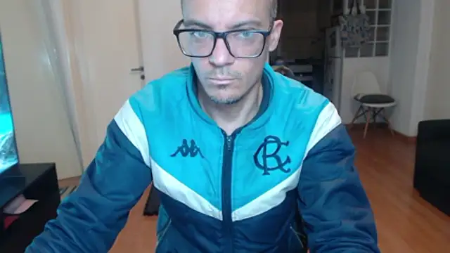 Snapshot of guachin_hunk chatting on 05-31-26, 11:28 guachin hunk online show from 05-31-26, 11:28