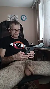 Snapshot of sergeysas chatting on 12-21-25, 04:30 sergeysas online show from 12-21-25, 04:30